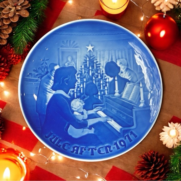 B&G Christmas At Home Plate 1971 Blue Collectible Porcelain Plate Denmark Used - Picture 12 of 16